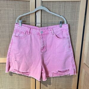 Pink Lily Women’s 31 Pink Distressed Shorts